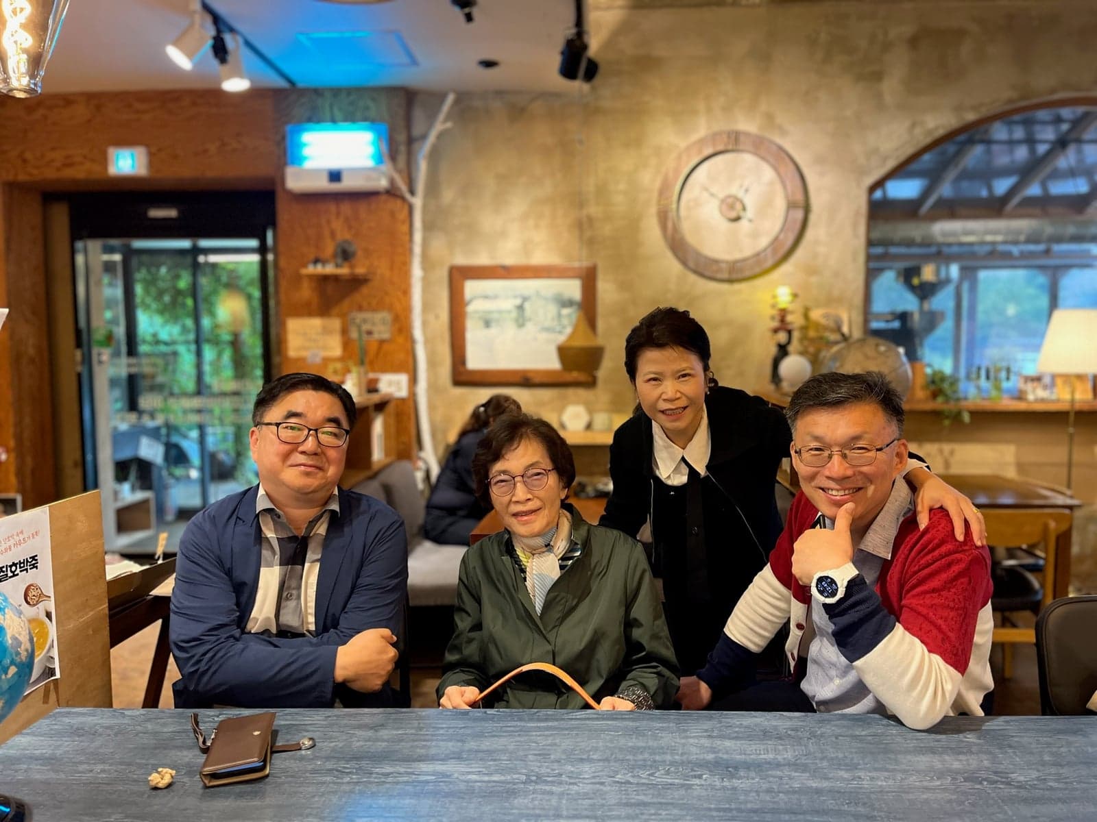 카페에서 나눈 이야기